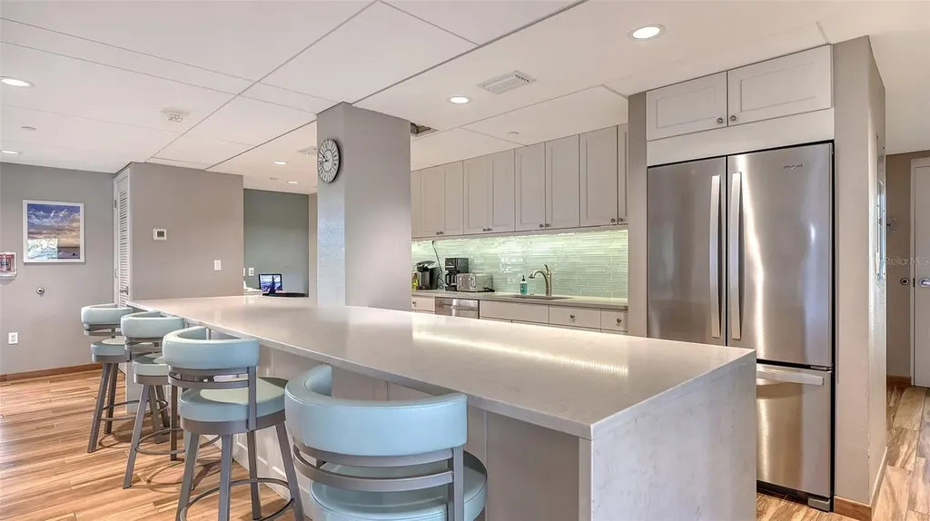 101 Benjamin Franklin Drive Sarasota FL 34236