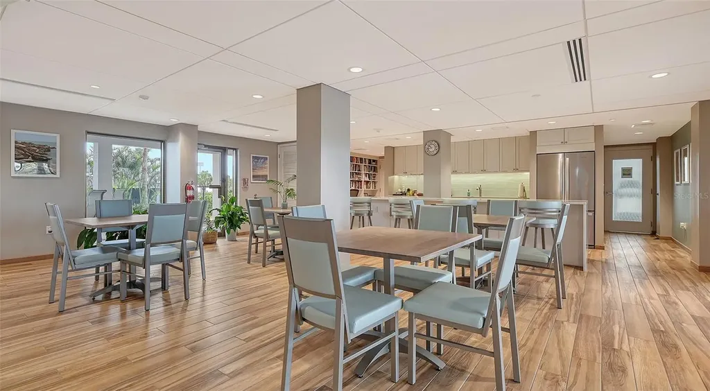 101 Benjamin Franklin Drive Sarasota FL 34236