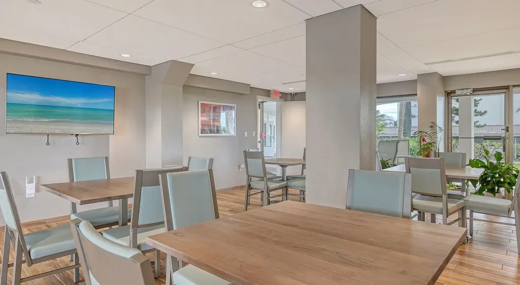 101 Benjamin Franklin Drive Sarasota FL 34236