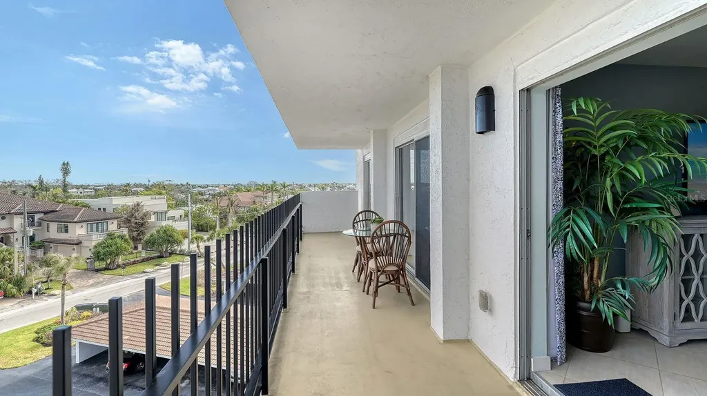 101 Benjamin Franklin Drive Sarasota FL 34236