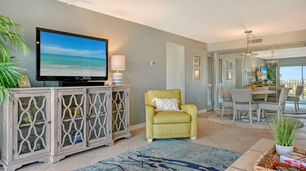 101 Benjamin Franklin Drive Sarasota FL 34236