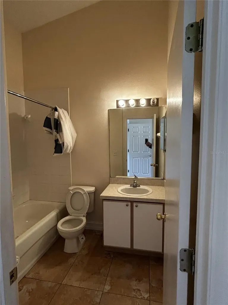 6023 Osprey Lake Circle Riverview FL 33578