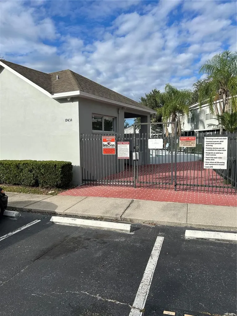 6023 Osprey Lake Circle Riverview FL 33578