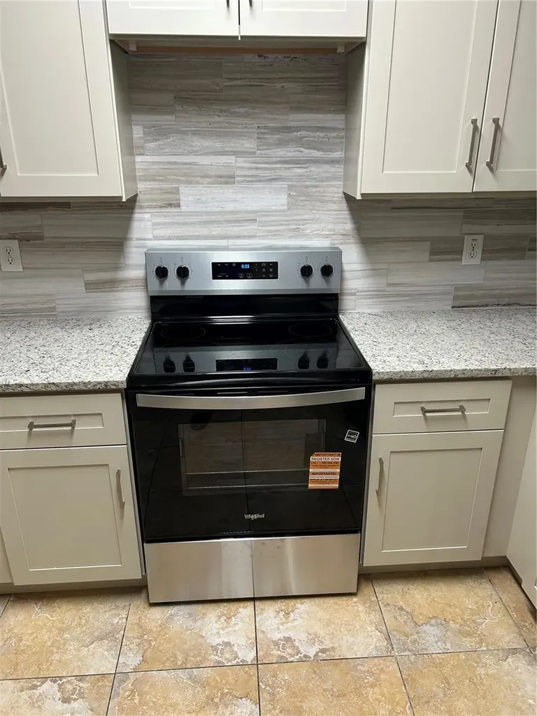 6023 Osprey Lake Circle Riverview FL 33578