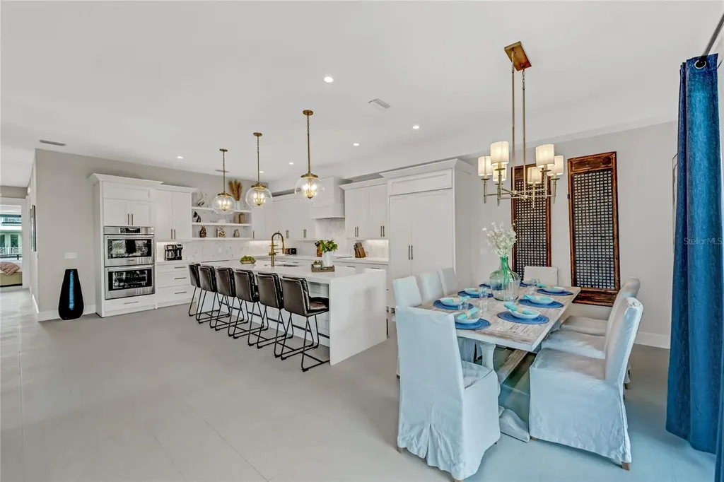 234 Grant Drive Sarasota FL 34236