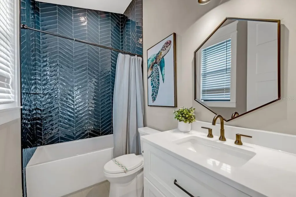 234 Grant Drive Sarasota FL 34236