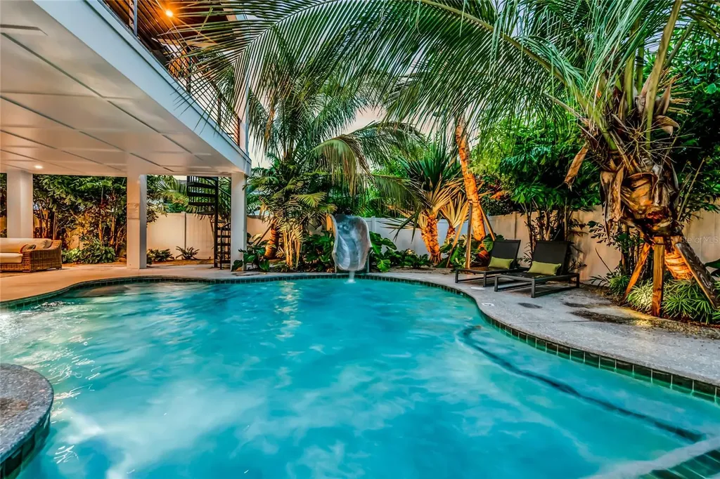 234 Grant Drive Sarasota FL 34236