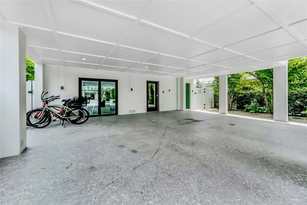 234 Grant Drive Sarasota FL 34236