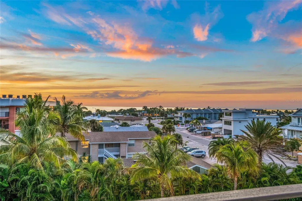 234 Grant Drive Sarasota FL 34236