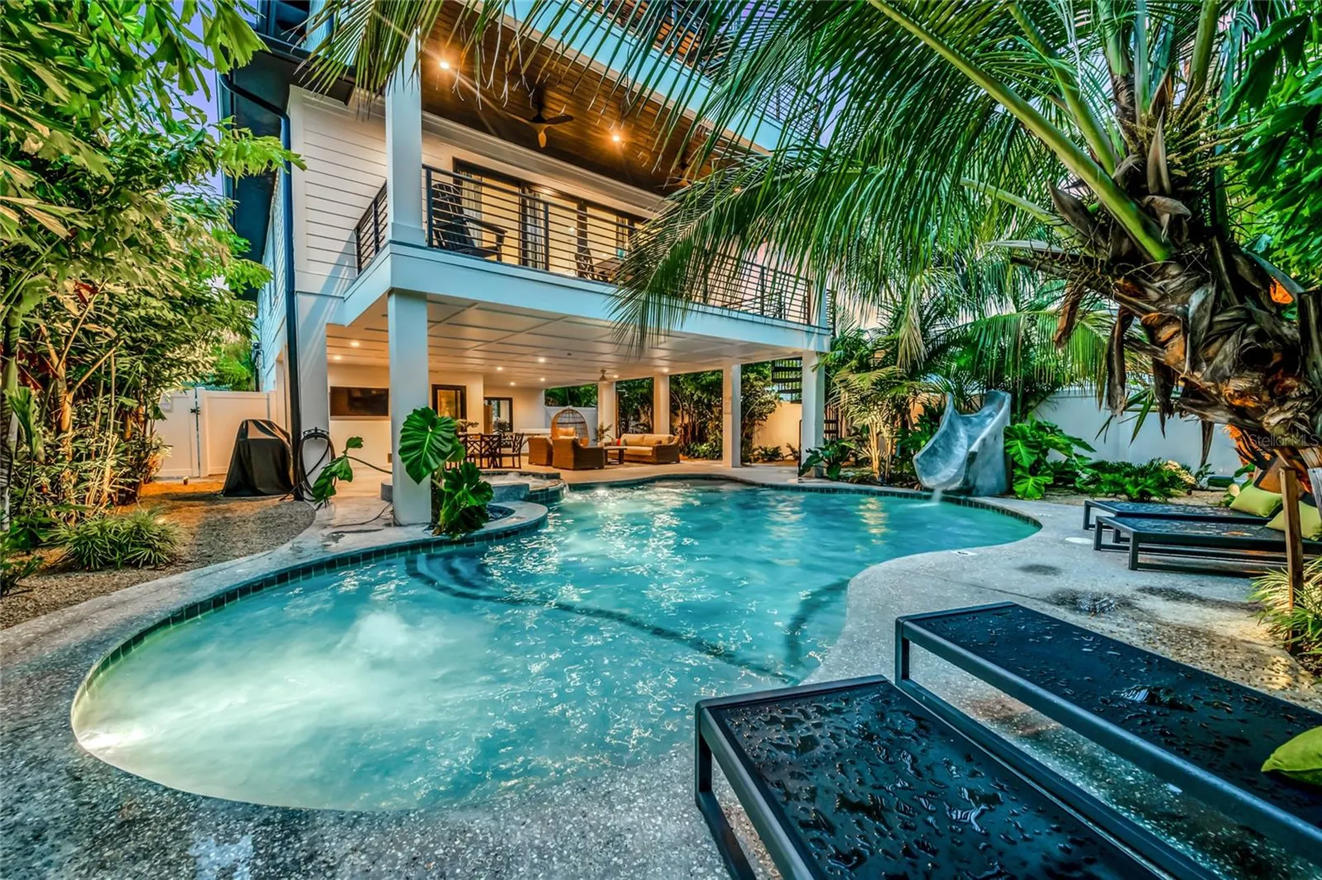 234 Grant Drive Sarasota FL 34236