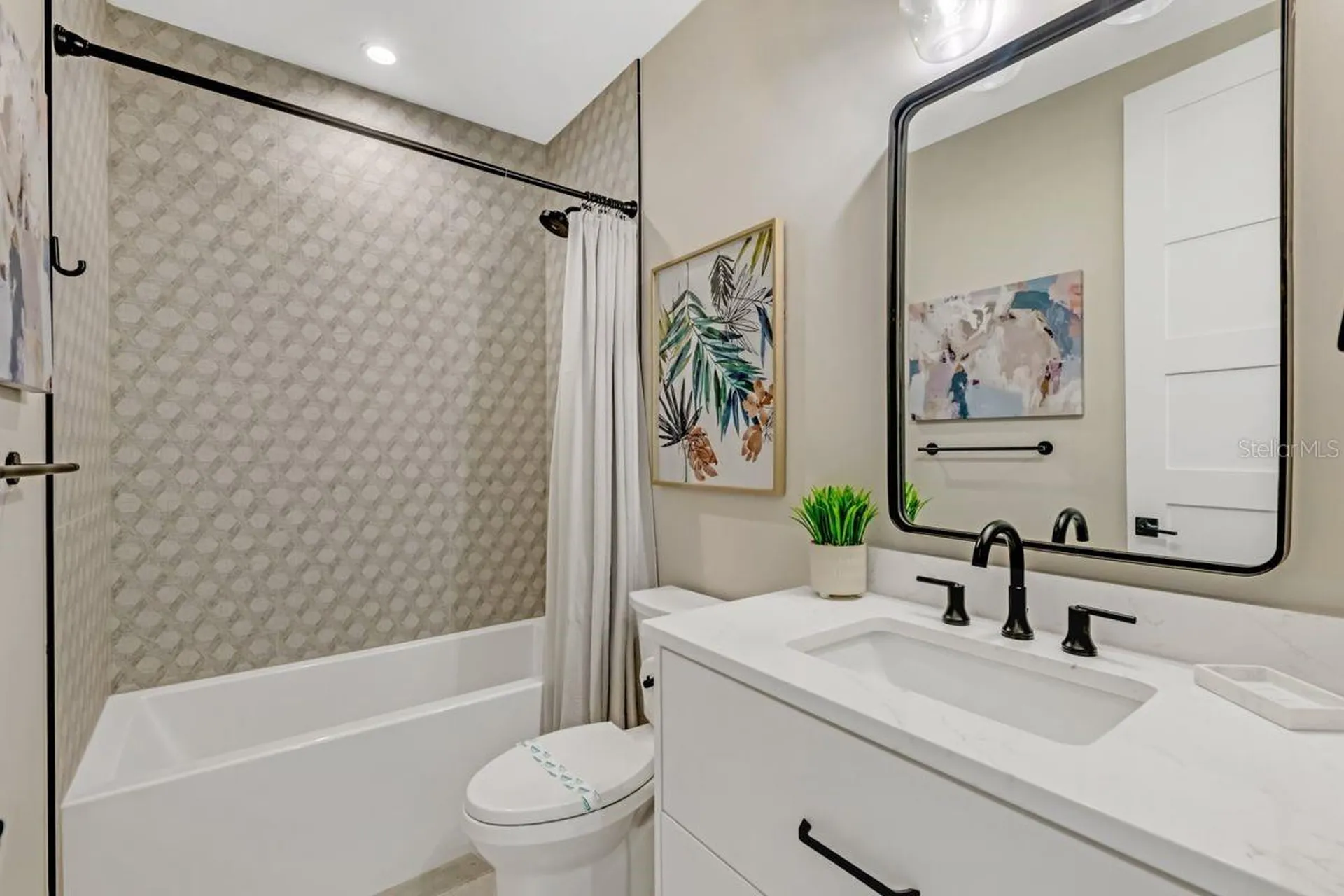 234 Grant Drive Sarasota FL 34236