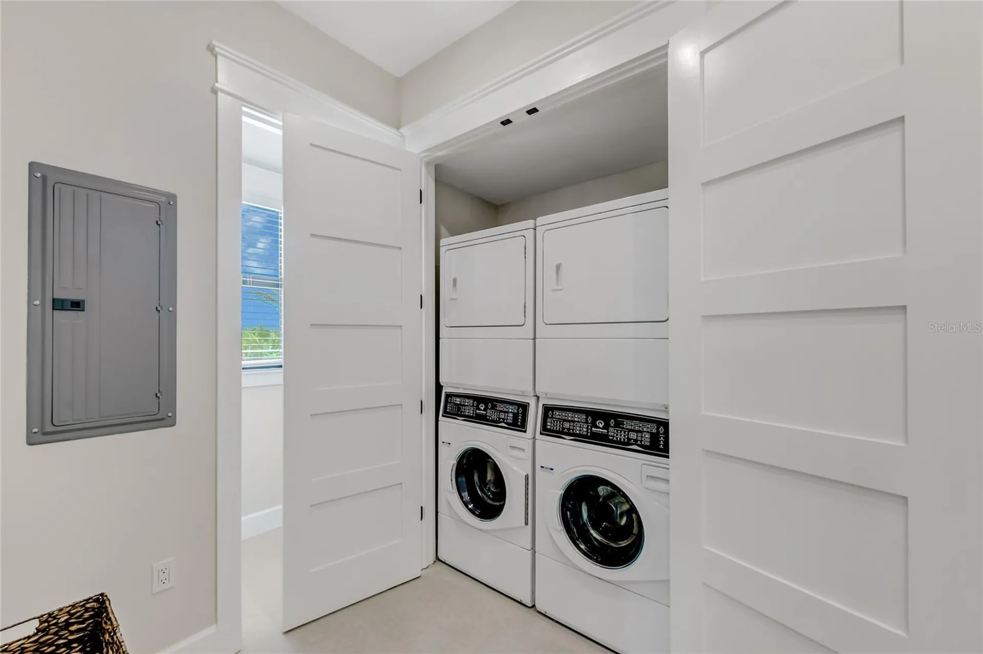 234 Grant Drive Sarasota FL 34236