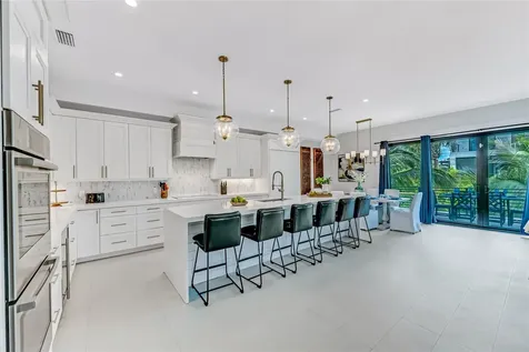234 Grant Drive Sarasota FL 34236