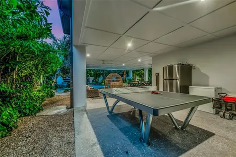 234 Grant Drive Sarasota FL 34236