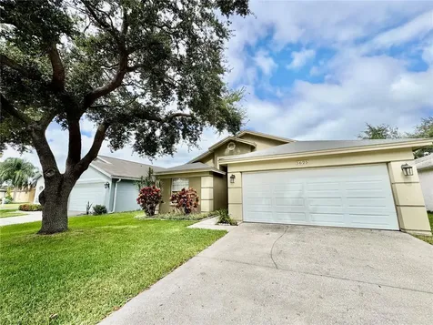 1625 Portsmouth Lake Drive Brandon FL 33511