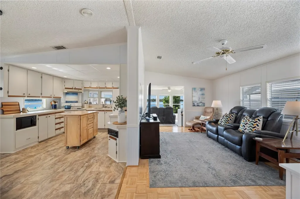 13 Blue Quill Circle Lake Wales FL 33898