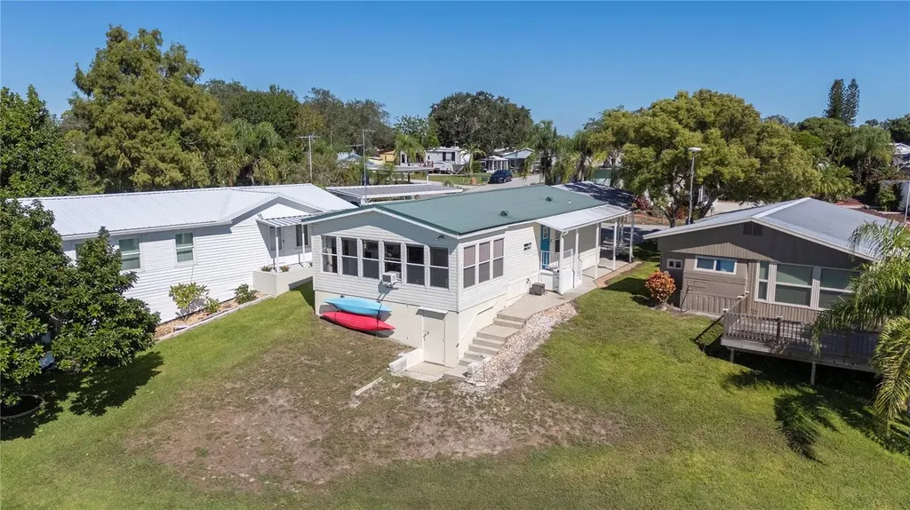 13 Blue Quill Circle Lake Wales FL 33898