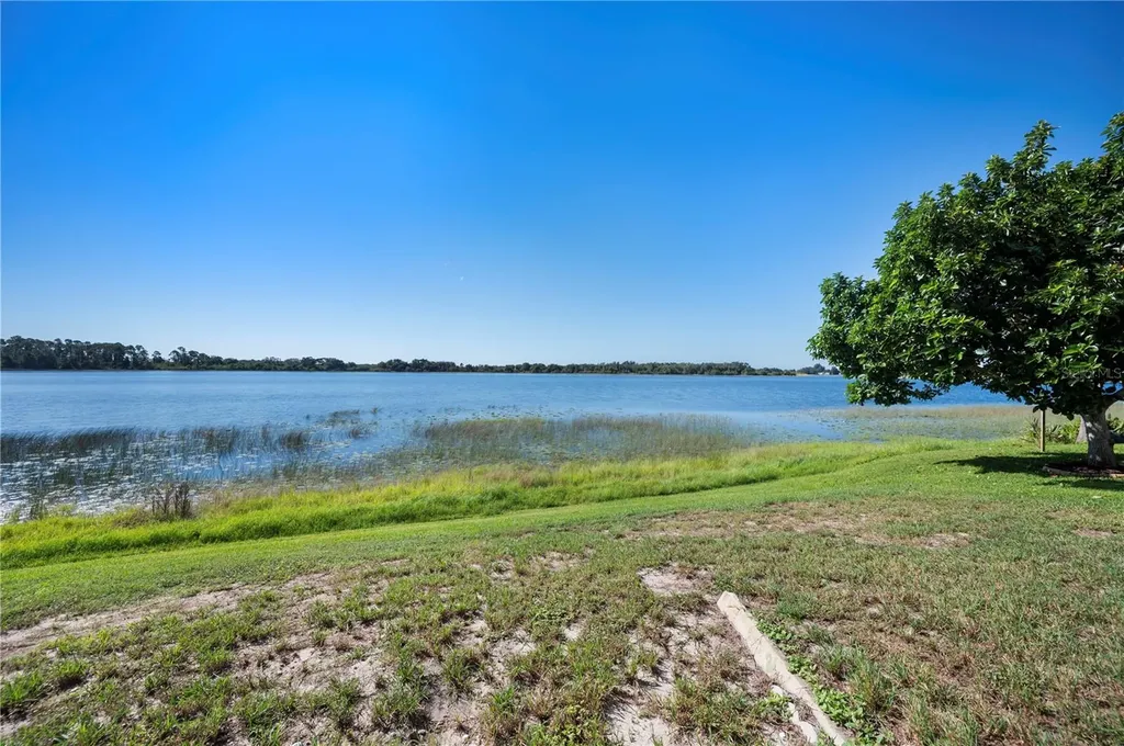 13 Blue Quill Circle Lake Wales FL 33898