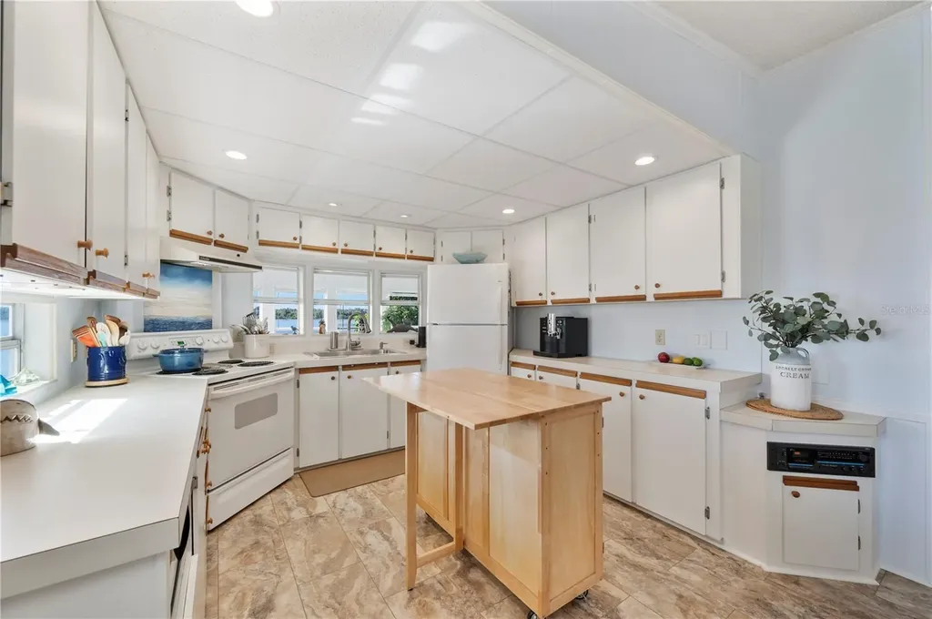 13 Blue Quill Circle Lake Wales FL 33898