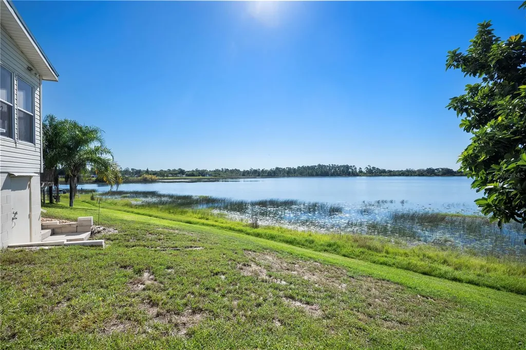 13 Blue Quill Circle Lake Wales FL 33898