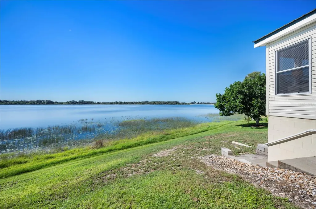 13 Blue Quill Circle Lake Wales FL 33898