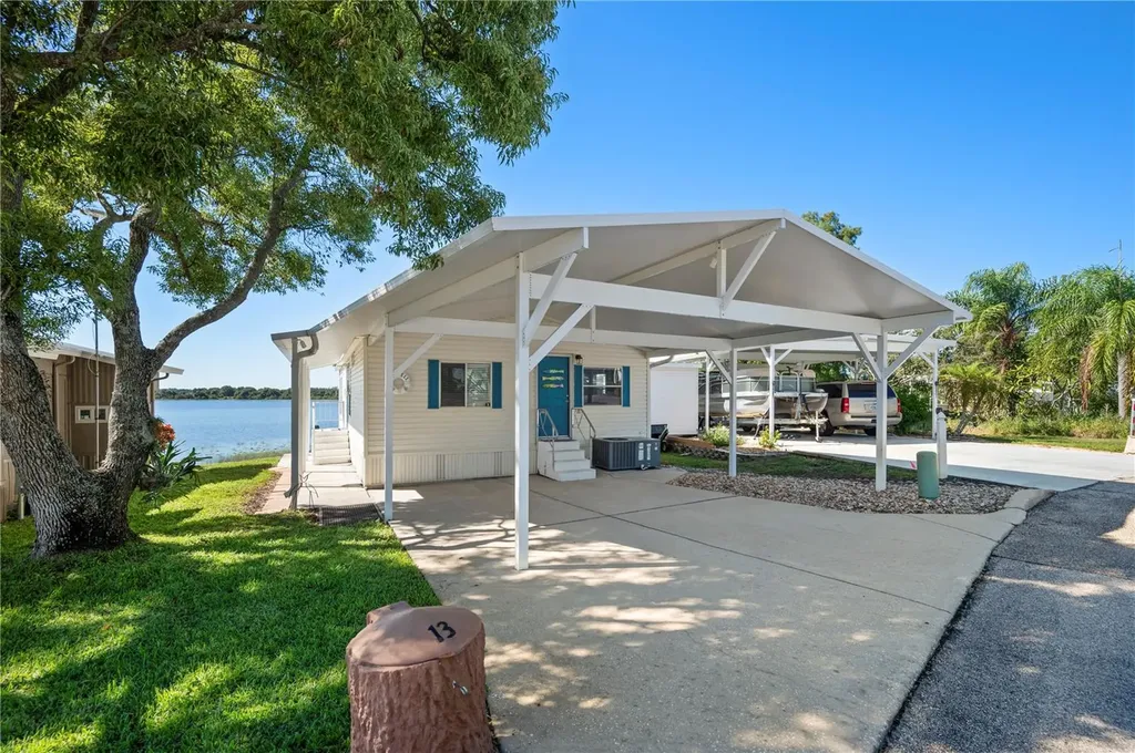 13 Blue Quill Circle Lake Wales FL 33898