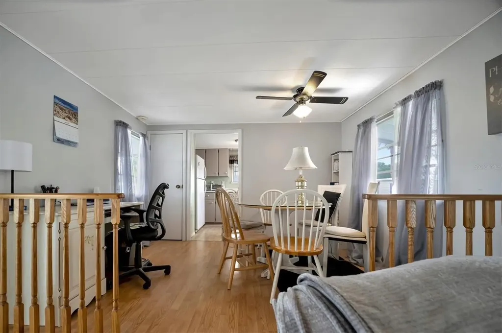 122 E Saint Annes Circle Apollo Beach FL 33572