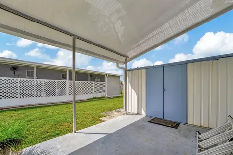 122 E Saint Annes Circle Apollo Beach FL 33572