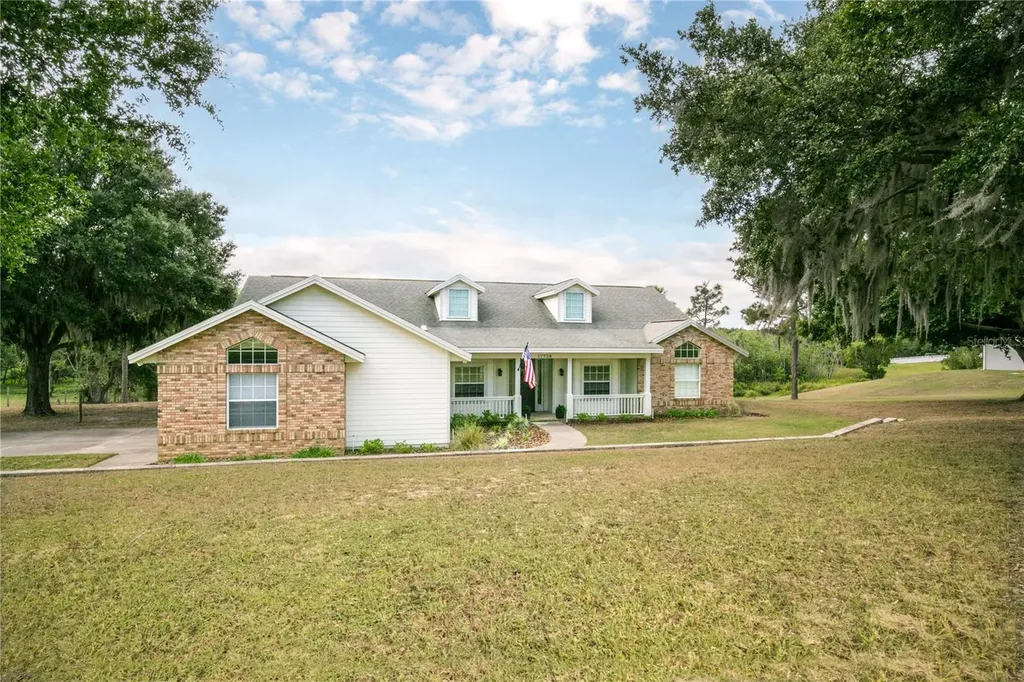 17728 Palm View Circle Mount Dora FL 32757