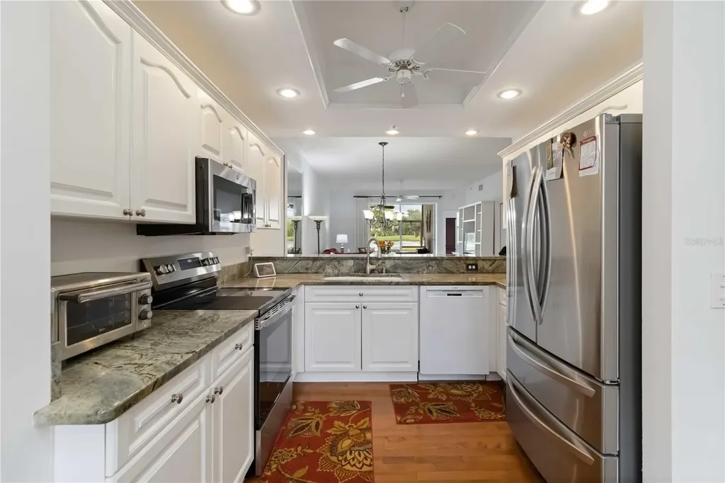 5240 Hyland Hills Avenue Sarasota FL 34241