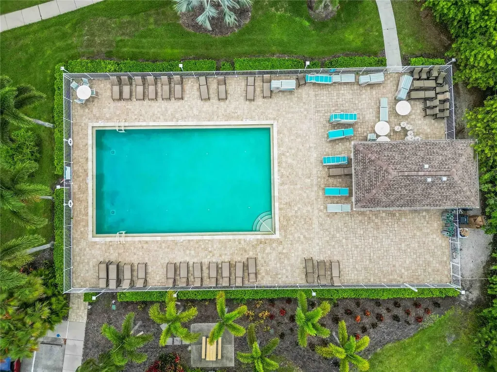 5240 Hyland Hills Avenue Sarasota FL 34241