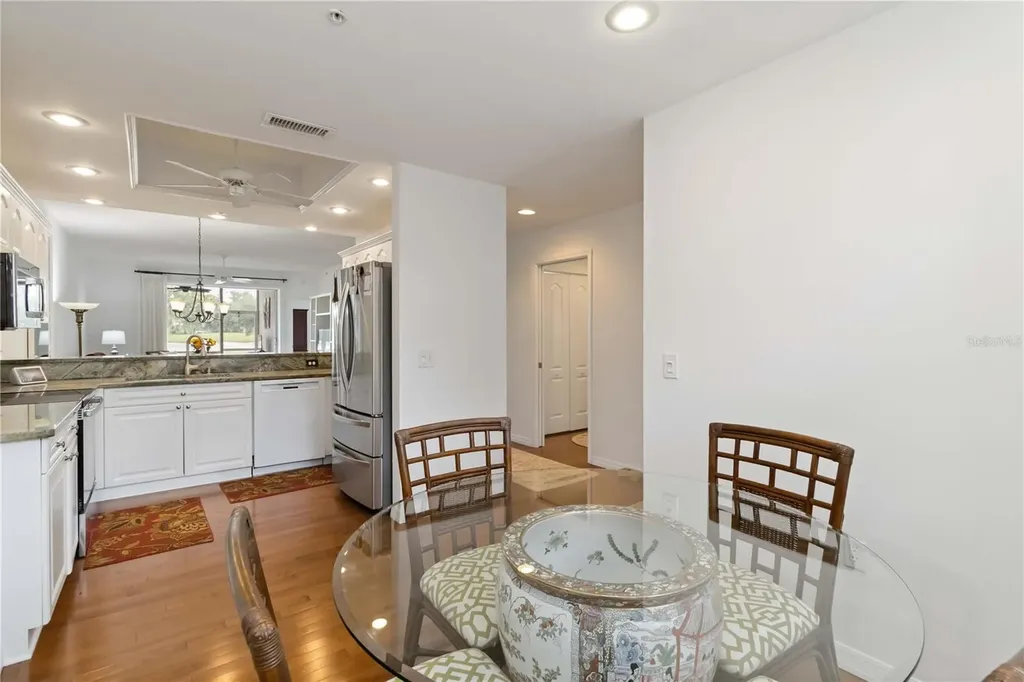 5240 Hyland Hills Avenue Sarasota FL 34241