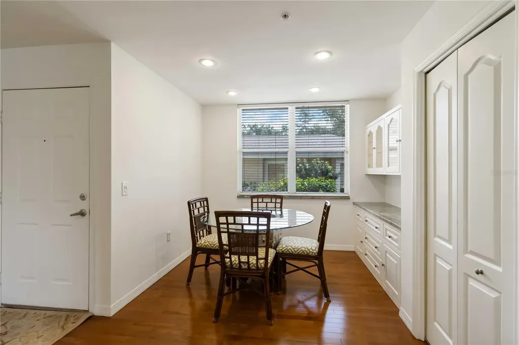 5240 Hyland Hills Avenue Sarasota FL 34241