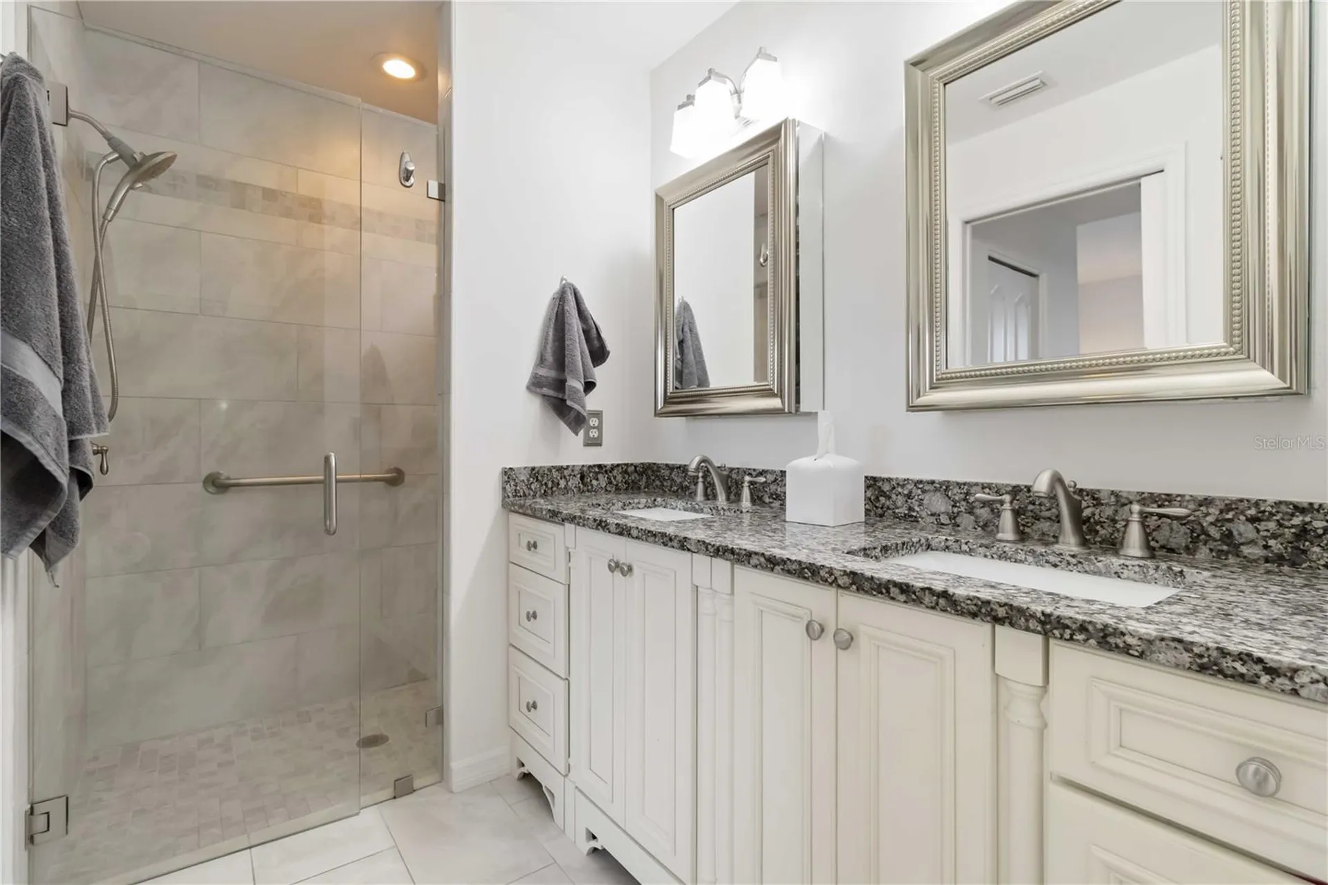 5240 Hyland Hills Avenue Sarasota FL 34241