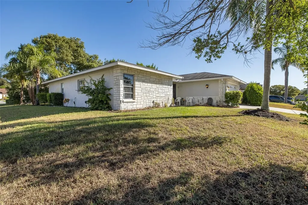 8015 San Fernando Drive Port Richey FL 34668