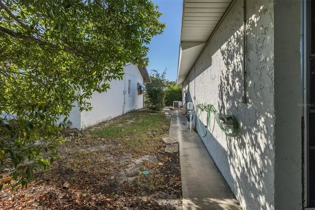 8015 San Fernando Drive Port Richey FL 34668