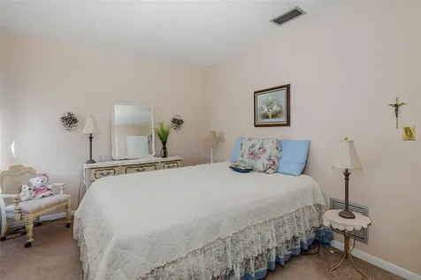 8015 San Fernando Drive Port Richey FL 34668
