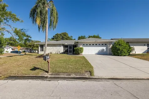 8015 San Fernando Drive Port Richey FL 34668