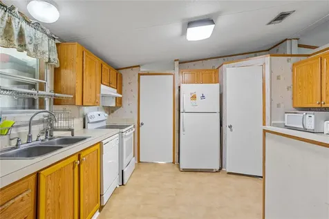 13532 Kent Bradley Street Dade City FL 33525