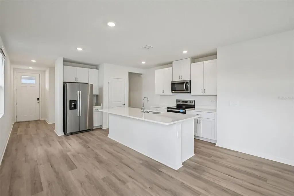 1778 Brekey Way Zephyrhills FL 33541