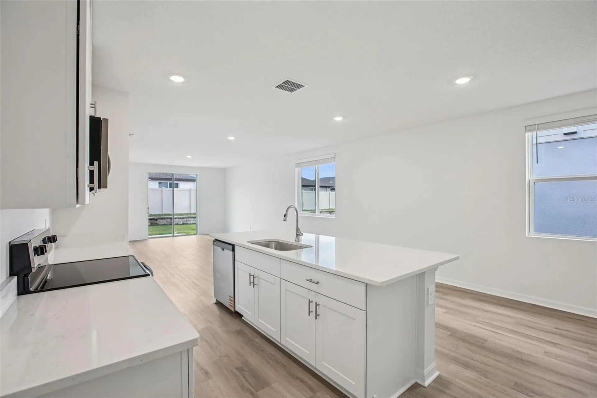 1778 Brekey Way Zephyrhills FL 33541