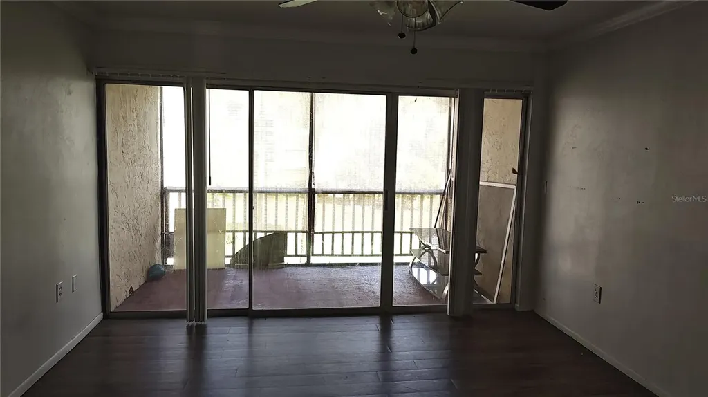 8602 Champlain Tampa FL 33614