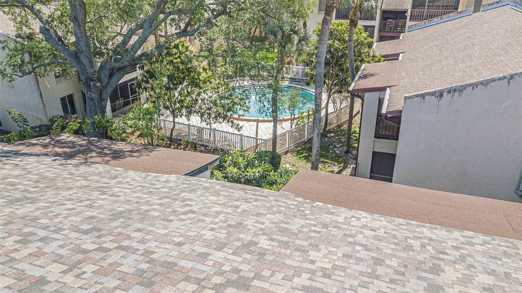 8602 Champlain Tampa FL 33614