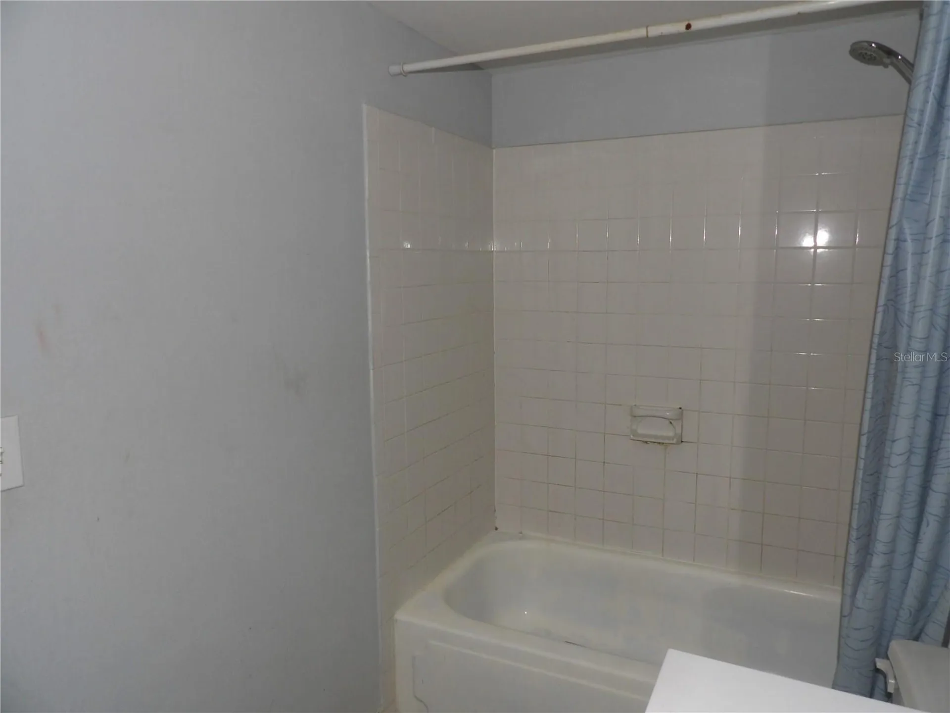8602 Champlain Tampa FL 33614