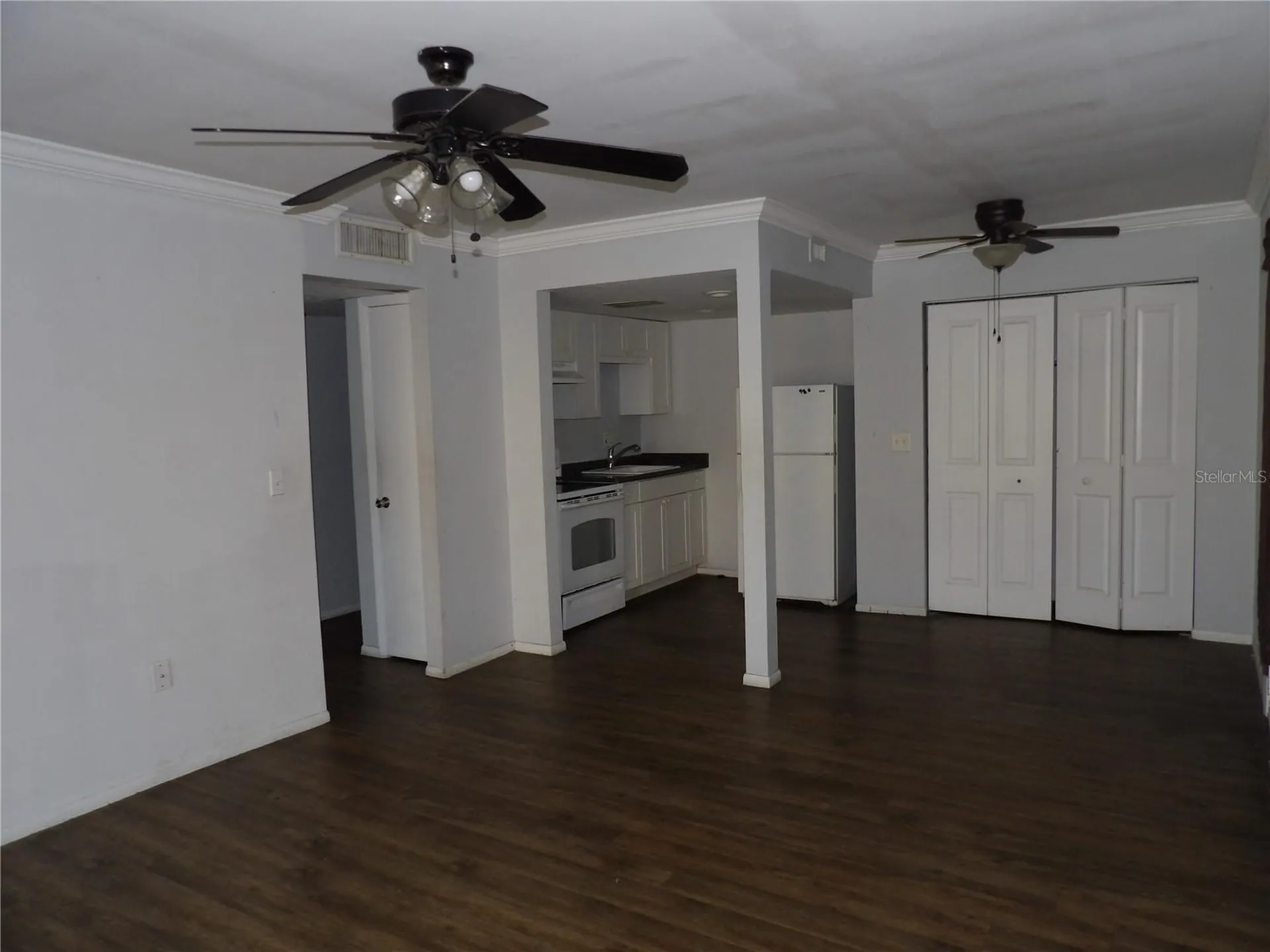 8602 Champlain Tampa FL 33614