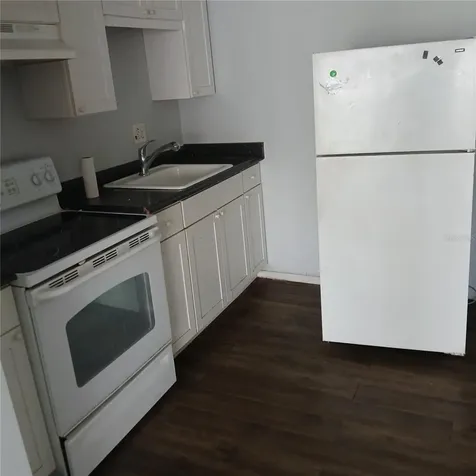 8602 Champlain Tampa FL 33614