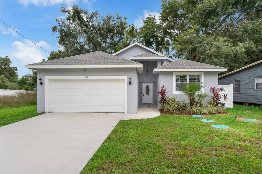 138 E 15th Street Apopka FL 32703