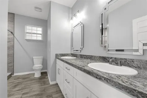 138 E 15th Street Apopka FL 32703