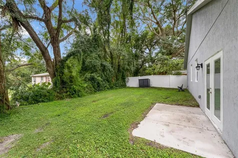 138 E 15th Street Apopka FL 32703
