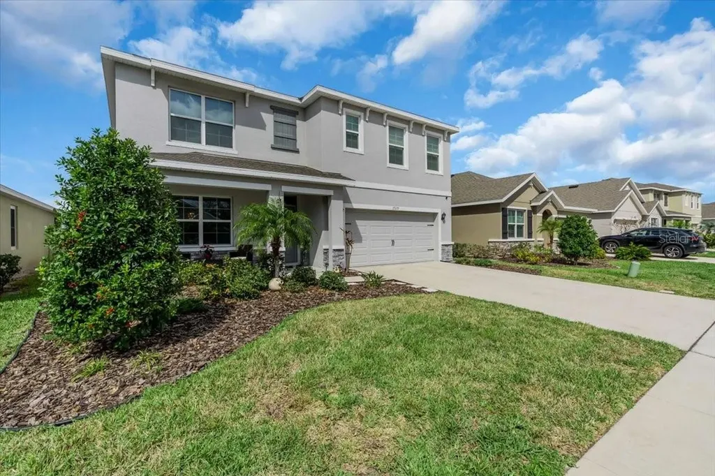 17119 Harvest Moon Way Bradenton FL 34211